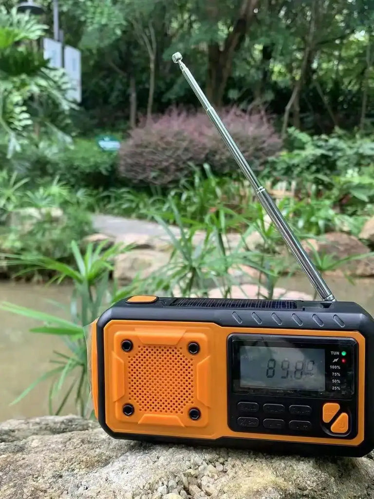 Sayin DAB+/FM Emergency Crank Radio – 5000mAh Solar Powered Bluetooth Speaker with Torch, SOS Alarm & Compass