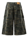 Men's Camouflage Cargo Capris thumbnail 3