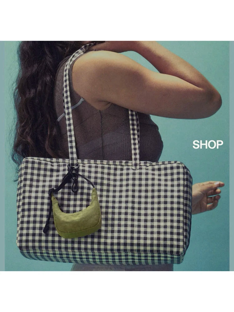 Large Capacity Square Shoulder Bag – Casual Canvas Bowler Handbag for Everyday Use