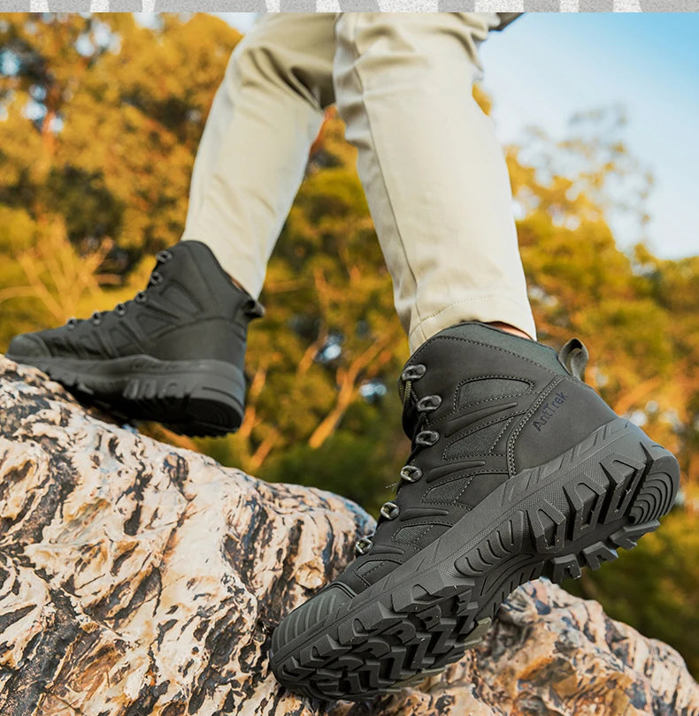 Men’s Outdoor Hiking Shoes – Lightweight, Anti-Slip & Breathable