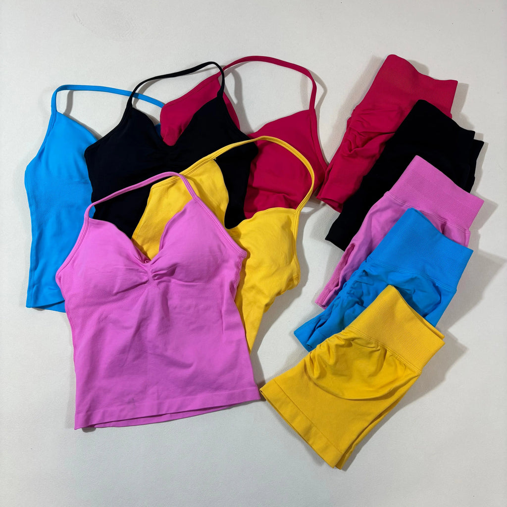 Women’s Seamless Yoga Gym Set – Backless Tank Top & High Waist Scrunch Shorts (2PCS)