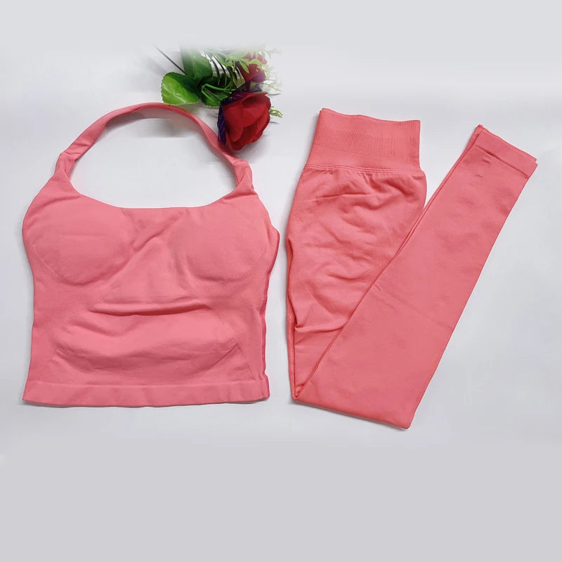 Impact Gym Set – Seamless Halter Top & High-Waist Sports Leggings Yoga Outfit (2-Piece)