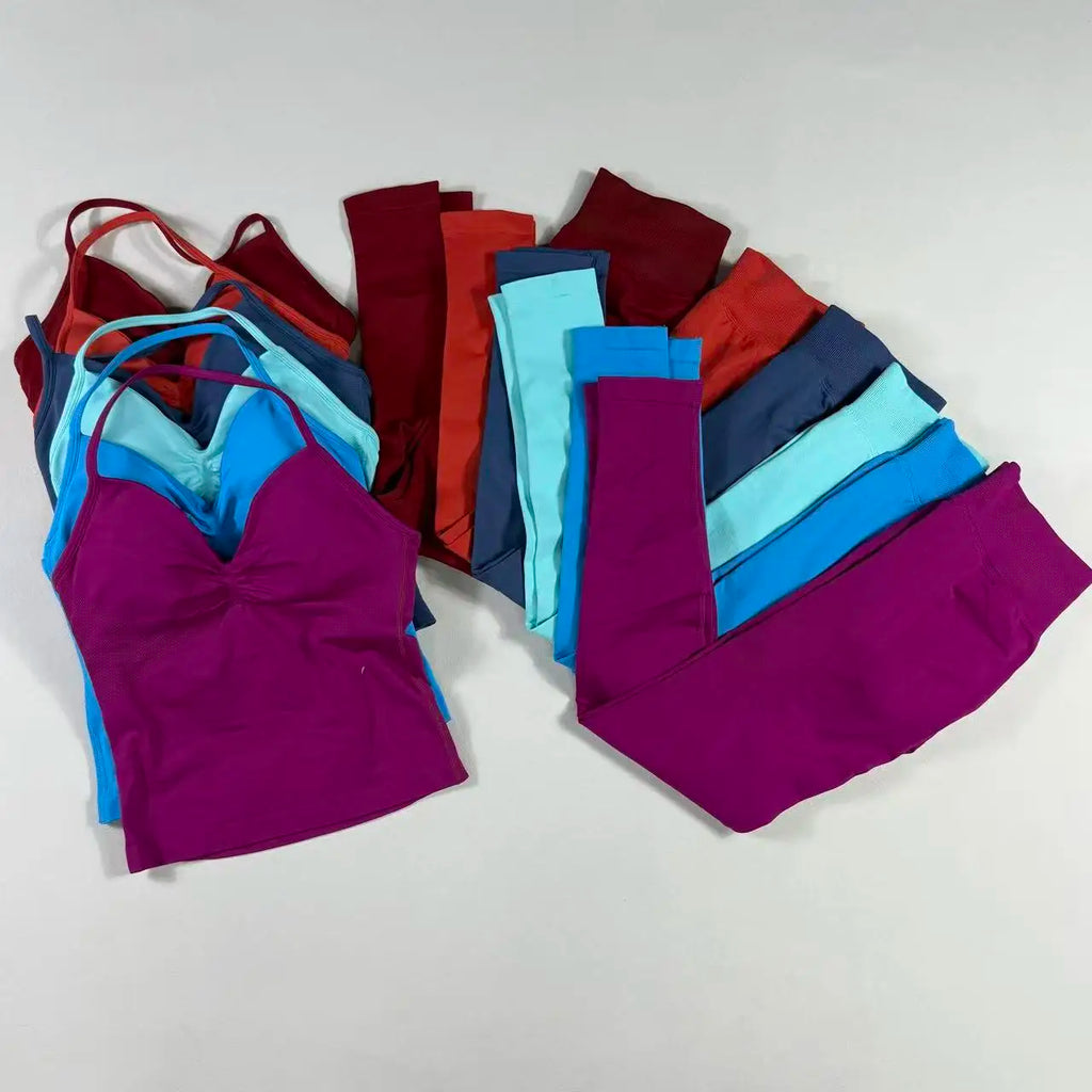 Women’s Seamless Yoga Gym Set – Backless Tank Top & High Waist Scrunch Shorts (2PCS)