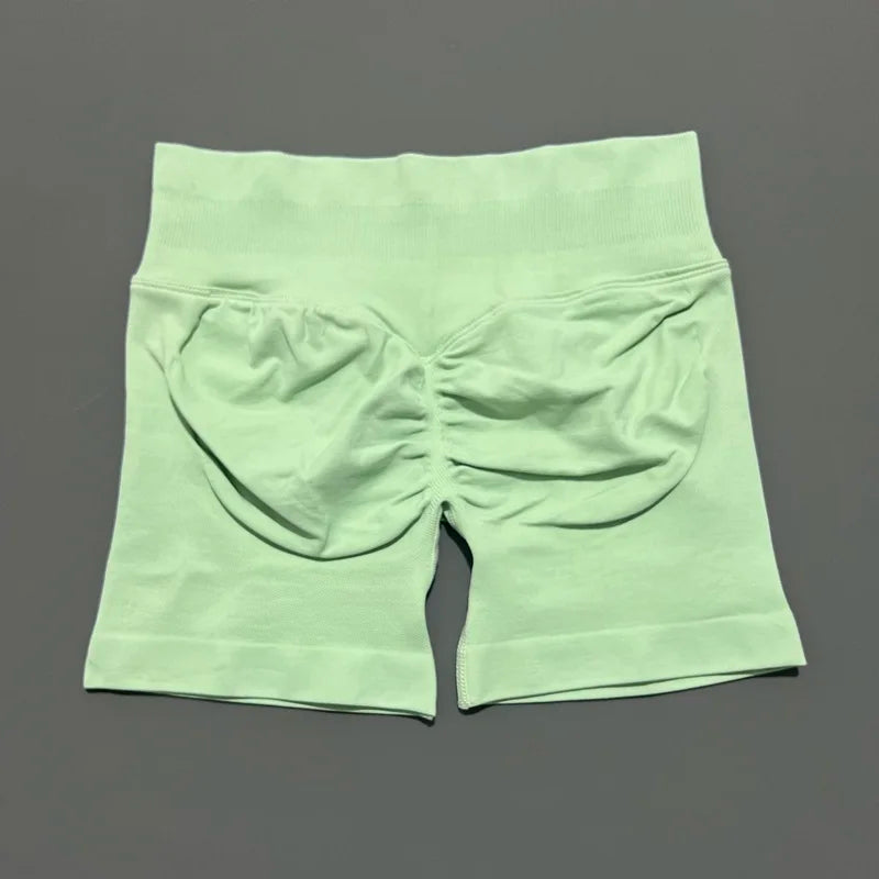 HISTELLO Women’s 4.5" Impact Fitness Biker Shorts – Low Waist Scrunch Butt Yoga & Gym Shorts