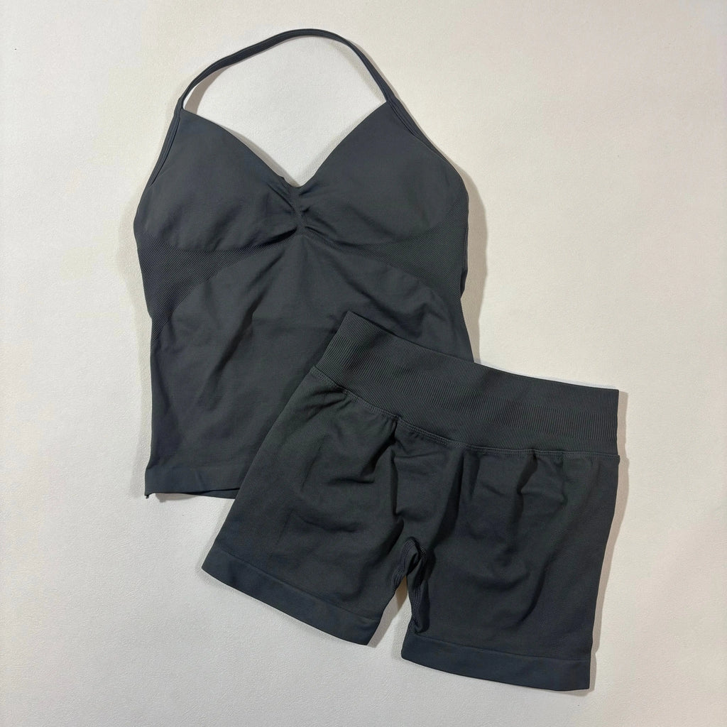 Women’s Seamless Yoga Gym Set – Backless Tank Top & High Waist Scrunch Shorts (2PCS)