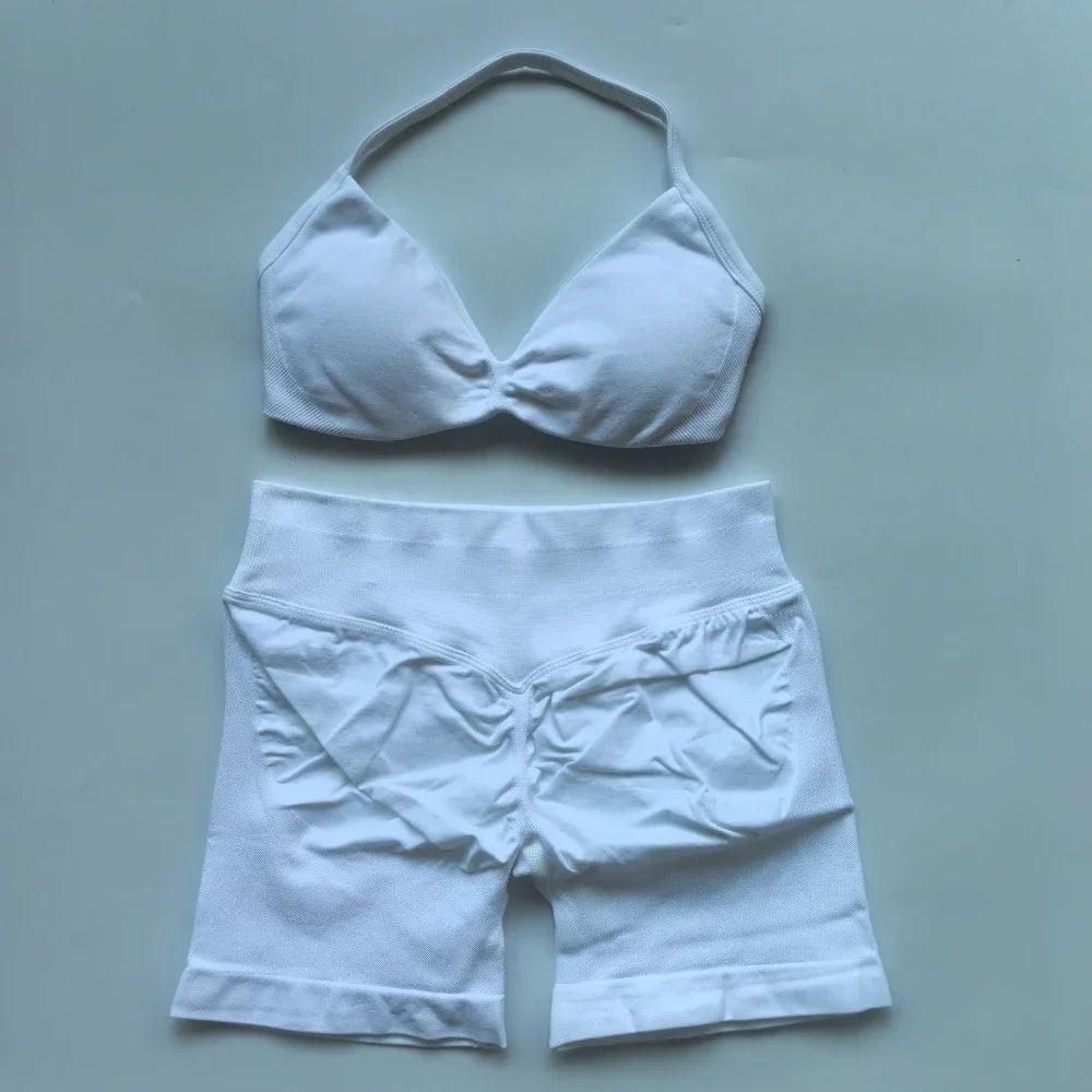 Women’s 2-Piece Seamless Gym Set – Strappy Yoga Bra & High-Waist Scrunch Shorts Workout Suit