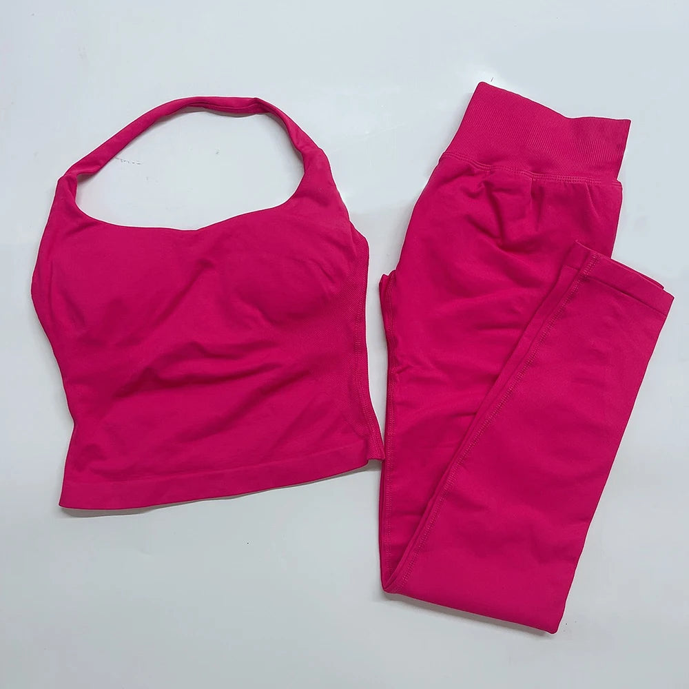 Impact Gym Set – Seamless Halter Top & High-Waist Sports Leggings Yoga Outfit (2-Piece)