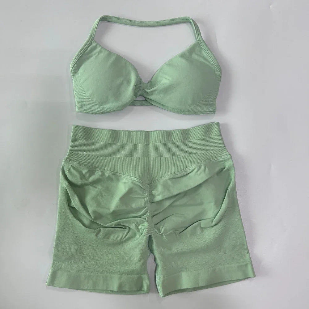 Women’s 2-Piece Seamless Gym Set – Strappy Yoga Bra & High-Waist Scrunch Shorts Workout Suit