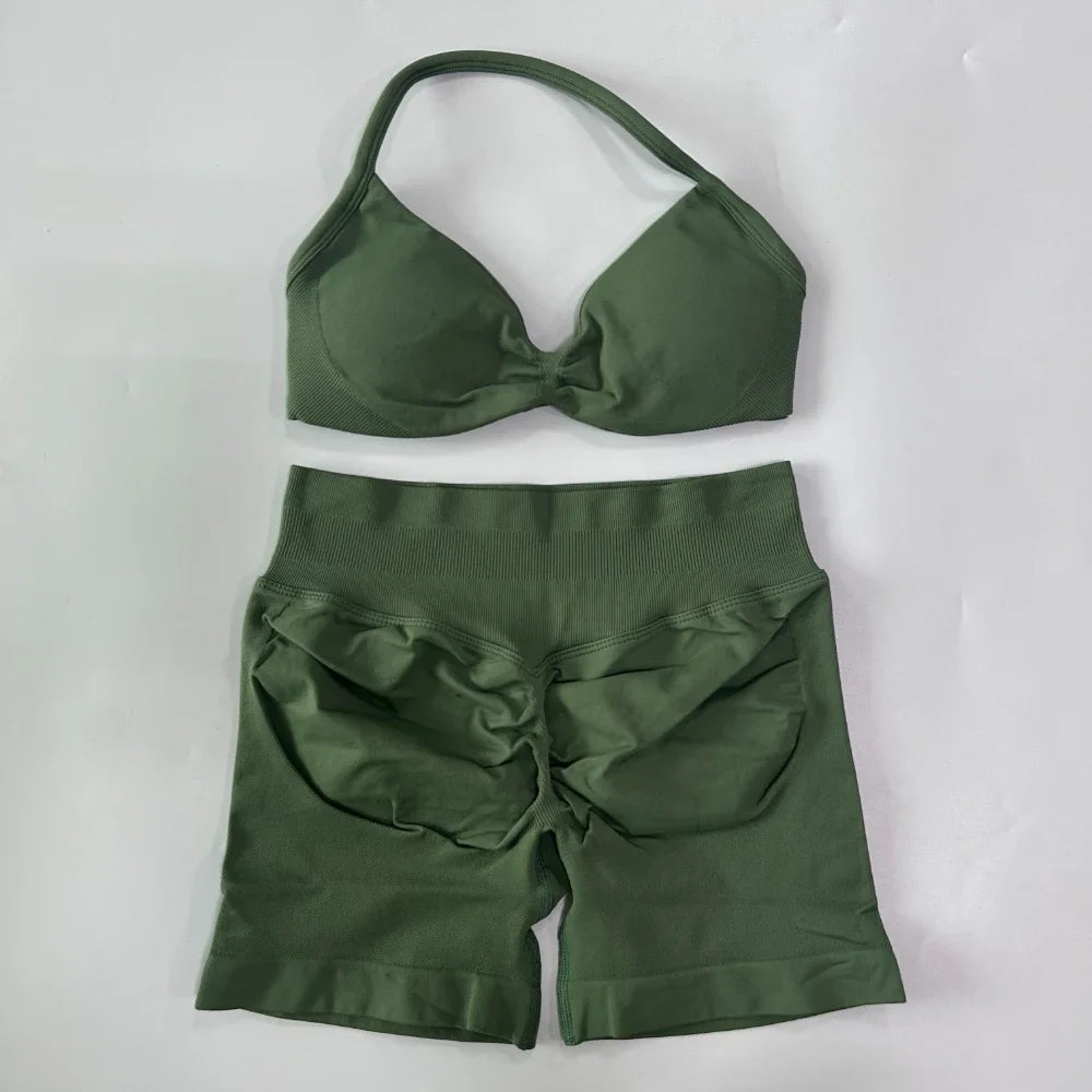 Women’s 2-Piece Seamless Gym Set – Strappy Yoga Bra & High-Waist Scrunch Shorts Workout Suit