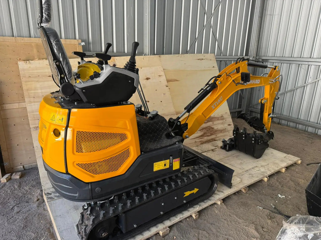LANDWARD CE Euro 5 Mini Excavator 3.5 Ton with Kubota Engine – Customizable Home & Farm Crawler Excavator