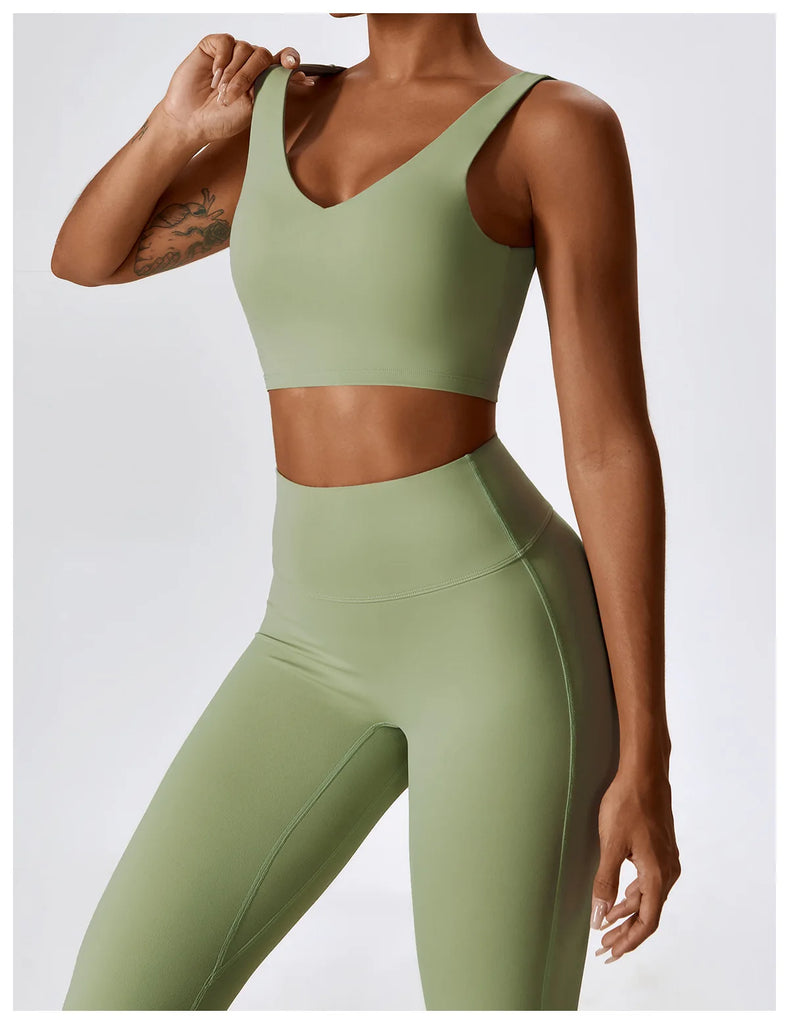 Seamless 2-Piece Women’s Yoga Set – Fitness Leggings & Sports Bra Workout Suit