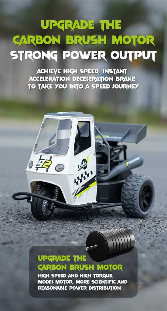 ZWN S810 Three-Wheel RC Car with Lights and Spray – 2.4G High-Speed Electric Remote Control Motorcycle Toy for Kids
