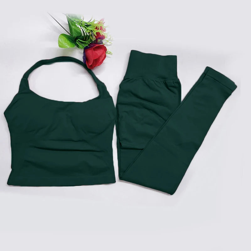 Impact Gym Set – Seamless Halter Top & High-Waist Sports Leggings Yoga Outfit (2-Piece)