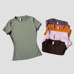 Women Seamless Yoga Top – Short Sleeve Fitness & Activewear Shirt