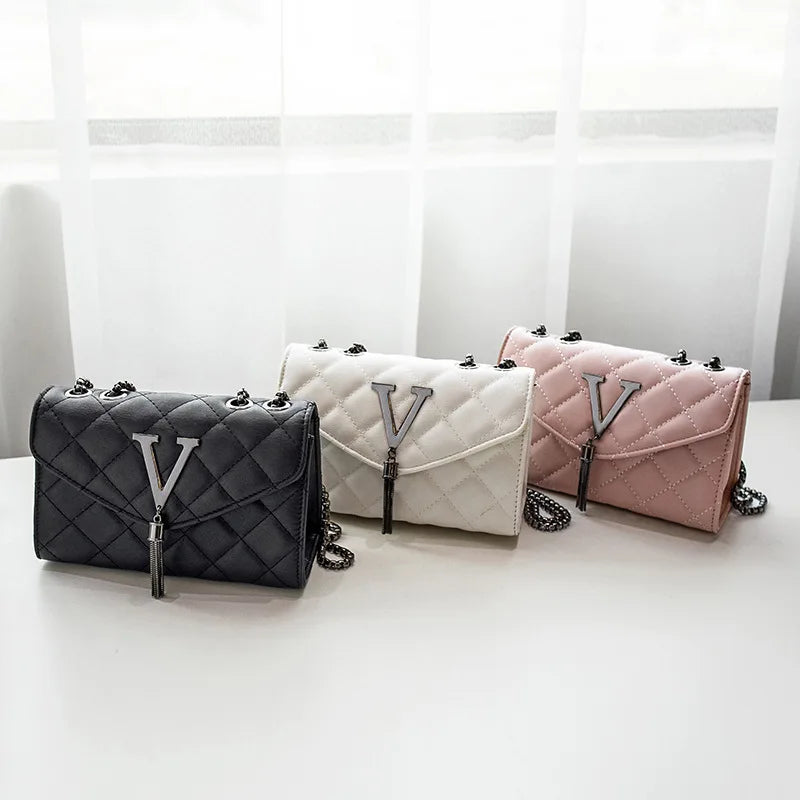 Black Luxury Quilted PU Leather Shoulder & Crossbody Bag for Women – Plaid Tassel Messenger Handbag