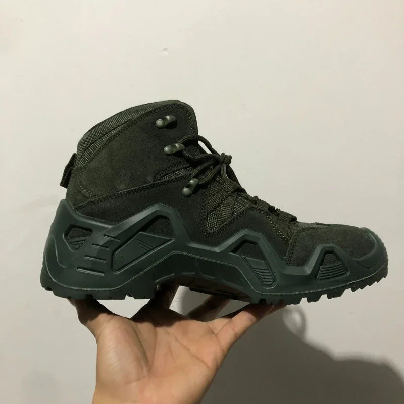 Men’s Outdoor Hiking Shoes – Anti-Slip Climbing Shoes, Size 40–47 | Breathable Suede & Rubber Sole