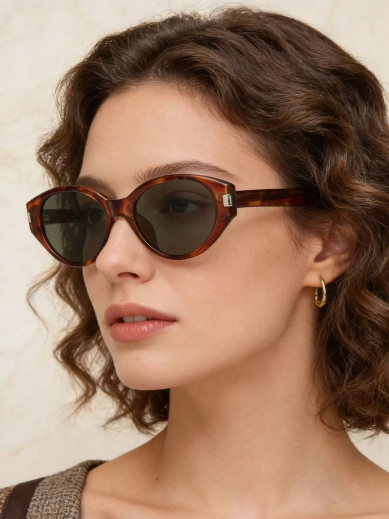 Lightweight Cat-Eye Sunglasses